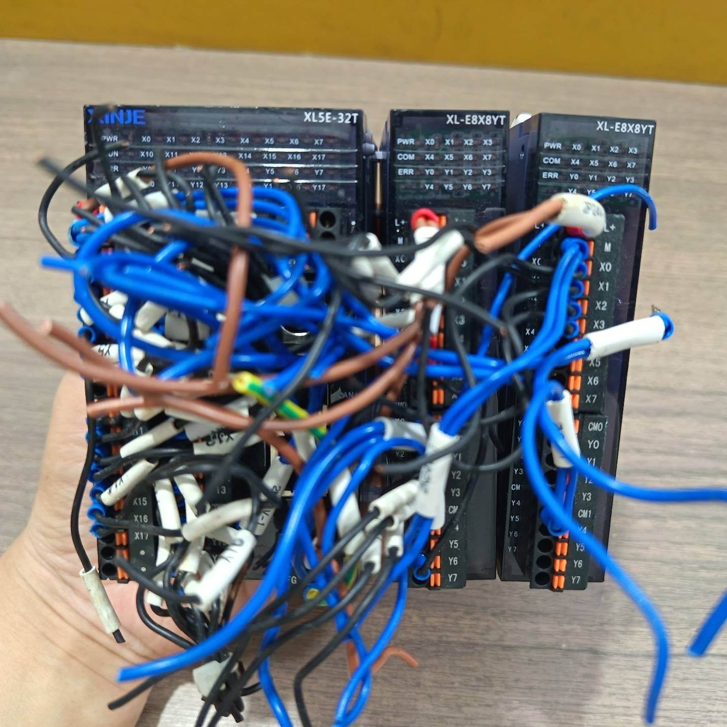 信捷XL5E-32T/XL-E8X8YT议价 维修!!!