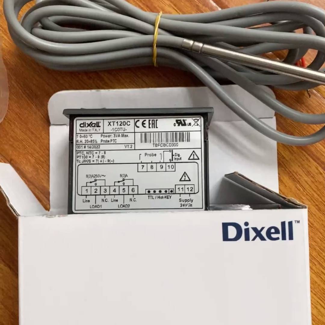 XT120C-1C0TU PT100 一套议价 维修！！！