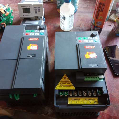 本川变频器B300-S0150G3 15kW 380Ⅴ议价也可维修