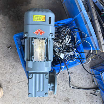 SEW九成新370W减速电机7台，WAF20-DRS议价也可维修