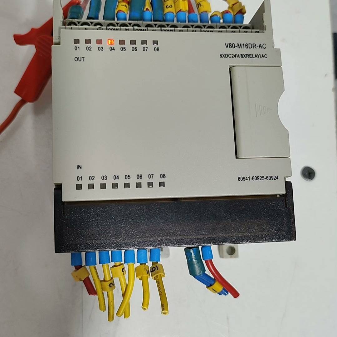 ATCS德维森PLC模块 V80-M16DR-AC/EK议价 维修！！！