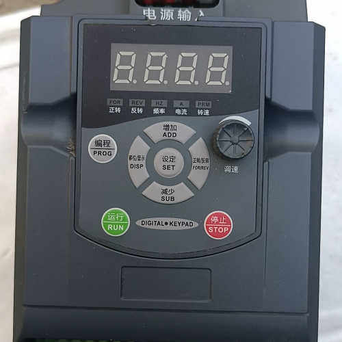 变频器1.5KW型号RLP100M-1R5G3议价也可维修