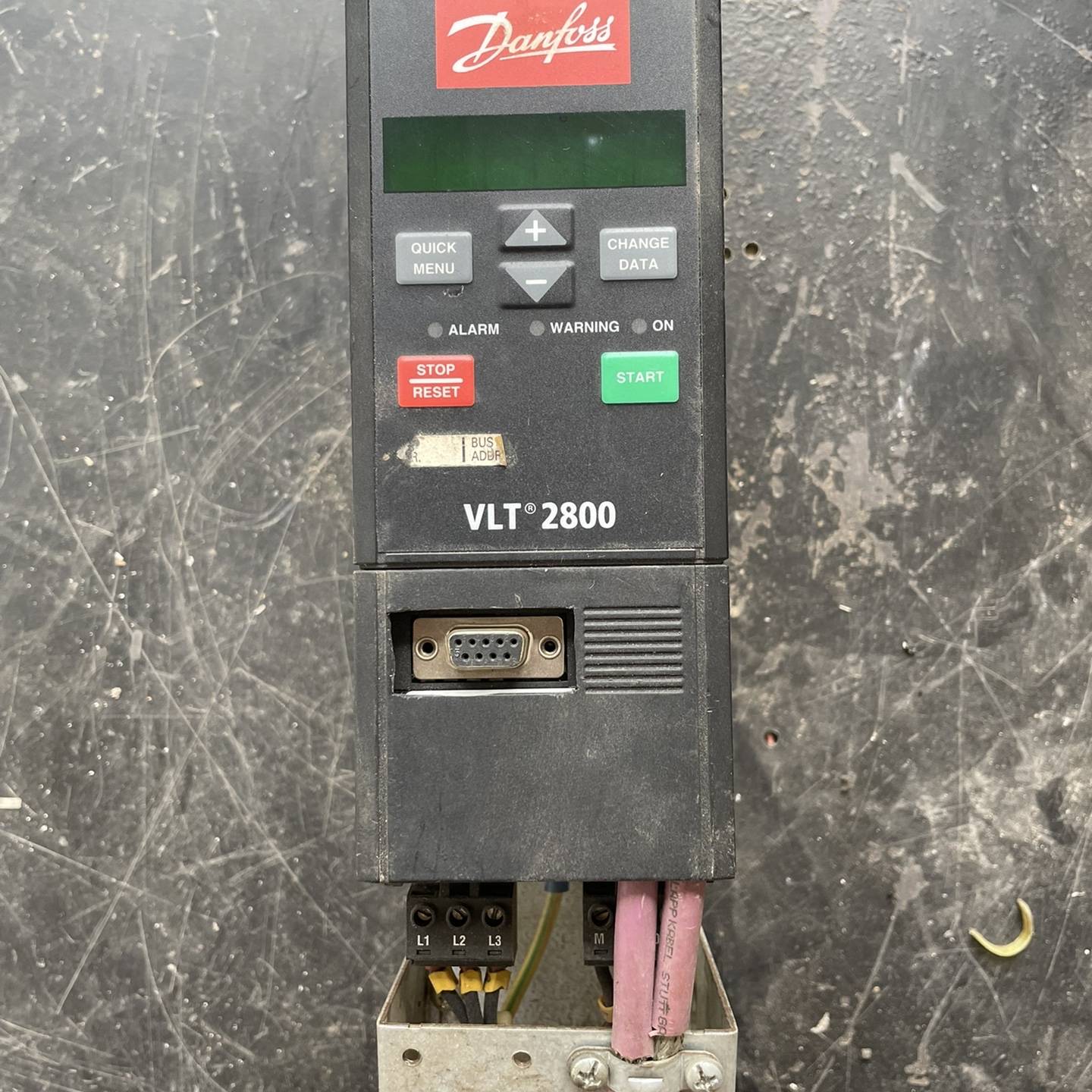 丹佛斯变频器   VLT2805PT4B20STRO议价 维修！！！