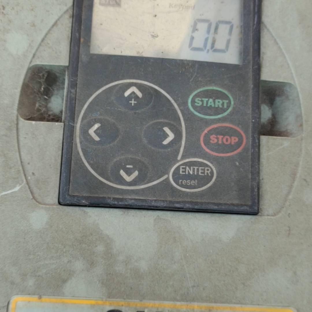 伟肯3千瓦变频器 NXL00075C5H1SSS议价 维修！！！