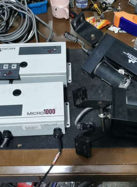两套AccuWeb纠偏控制器 MICRO1000，电机型议价也可维修