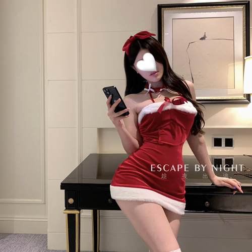 半甜红丝绒 跨年拼接裙子丝绒甜美挂脖抹胸包臀战袍qqny 趁夜出逃