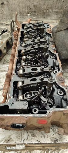 福田康明斯X12发动机缸盖缸头