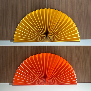 新年元旦节红色折纸扇商场店铺橱窗美陈布置大红圆扇婚礼中式国潮