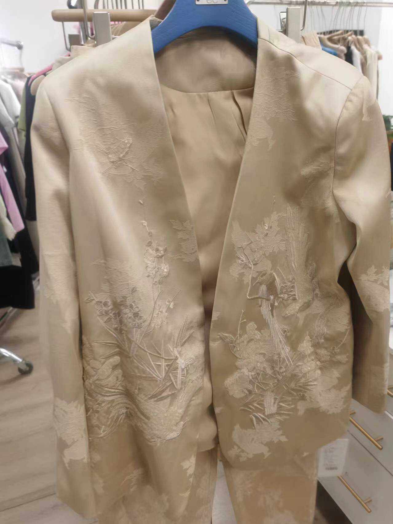 新中式国风系列提花刺绣钉珠西装外套女高品质法式YDC2592