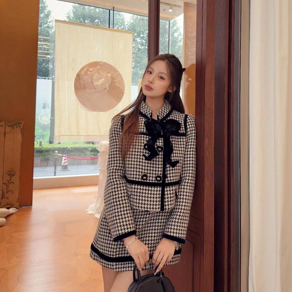 拉拉家2025秋季新款千鸟格纹蝴蝶结小香风短外套上衣女GBMQ68223,女装/女士精品,短外套,淘宝优惠券,粉丝福利购,淘宝优惠卷