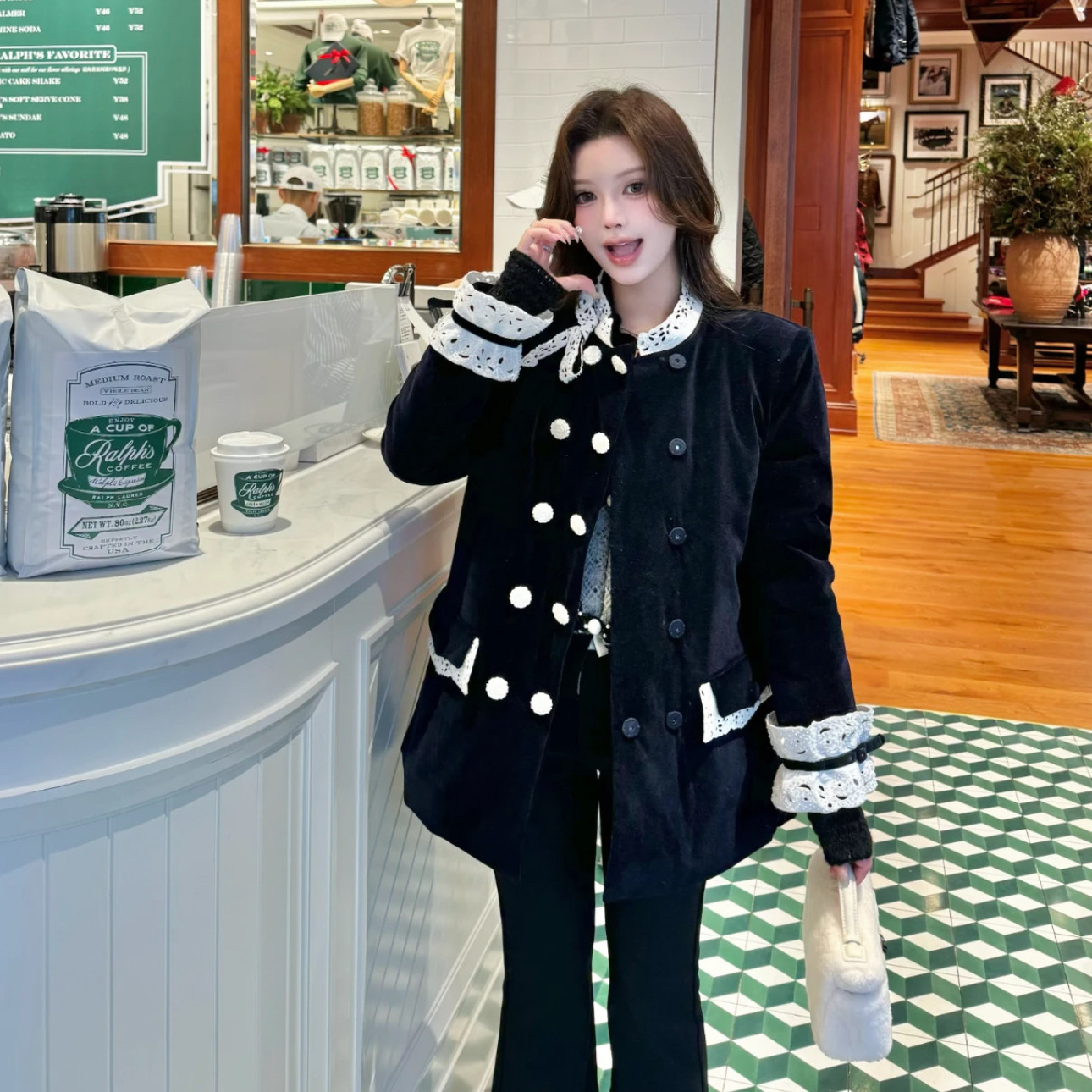 拉拉家冬季藏蓝色复古宫廷风刺绣花边丝绒加厚外套女GZJ68090,女装/女士精品,短外套,淘宝优惠券,粉丝福利购,淘宝优惠卷