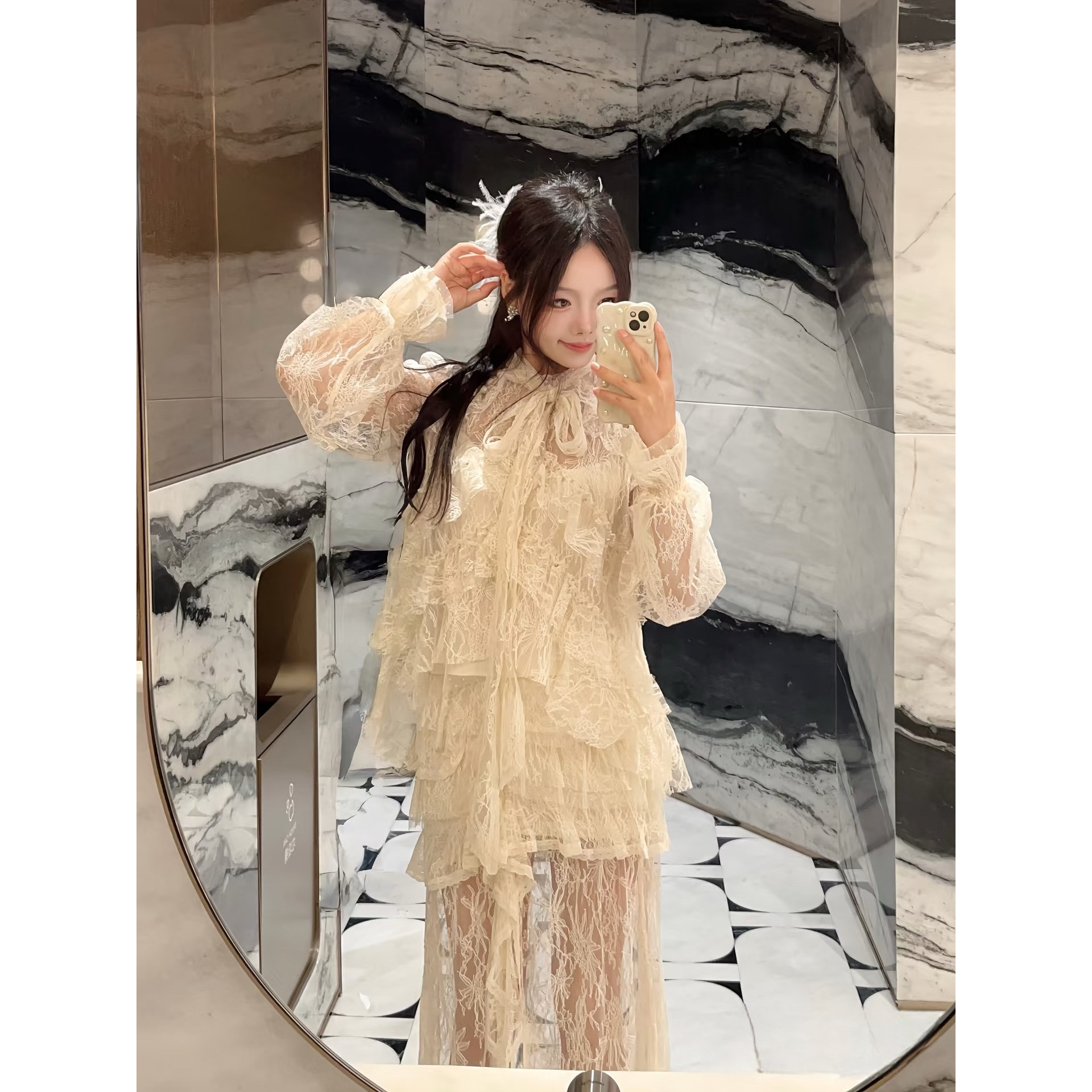 拉拉家冬季新款时尚法式蝴蝶结飘带蕾丝荷叶边衬衫/半裙GFC25836