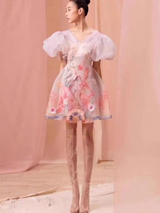 越南小众手工订珠立体花朵v领泡泡袖短款礼服裙子GQW230282