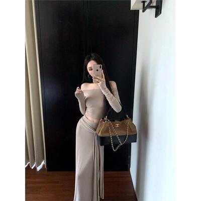 一字肩修身辣妹长袖T恤上