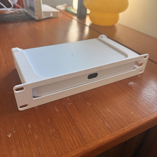 UCGFiber10英寸19英寸支架