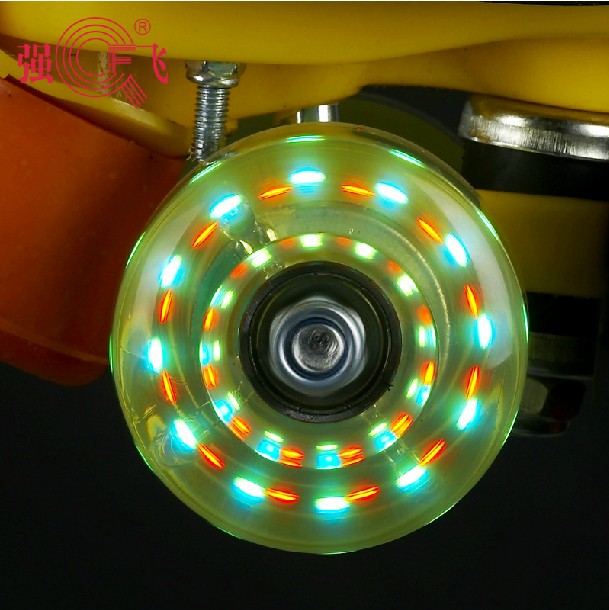 Patins à roulettes - Ref 2585369 Image 1