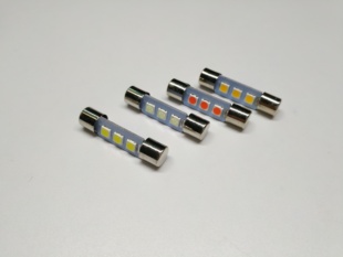 28MM 31MM 3030 平頭雙尖 ST6保險燈化妝燈 3SMD 汽車LED閱讀燈B6