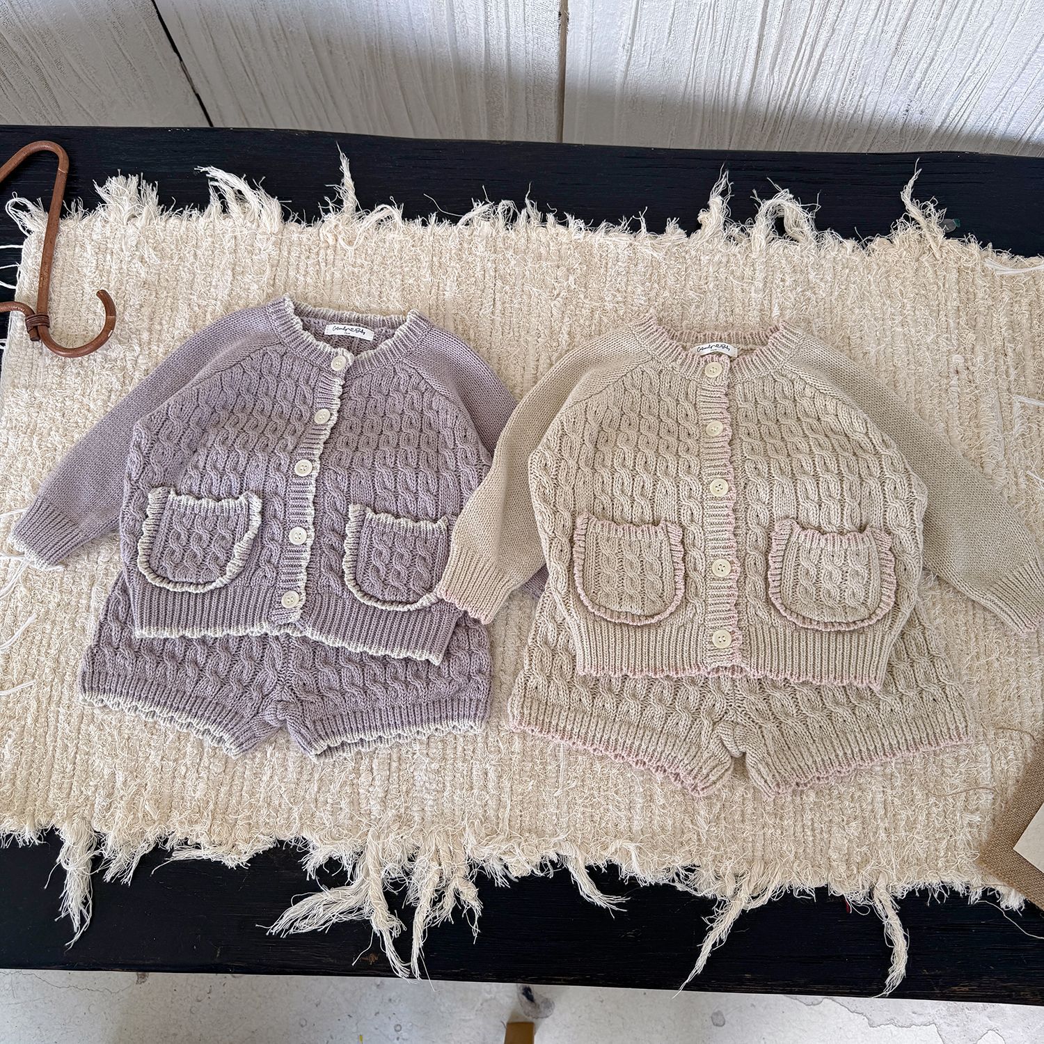 2折专区Cutemily女童装秋冬麻花套装复古套装上衣＋短裤2件套装