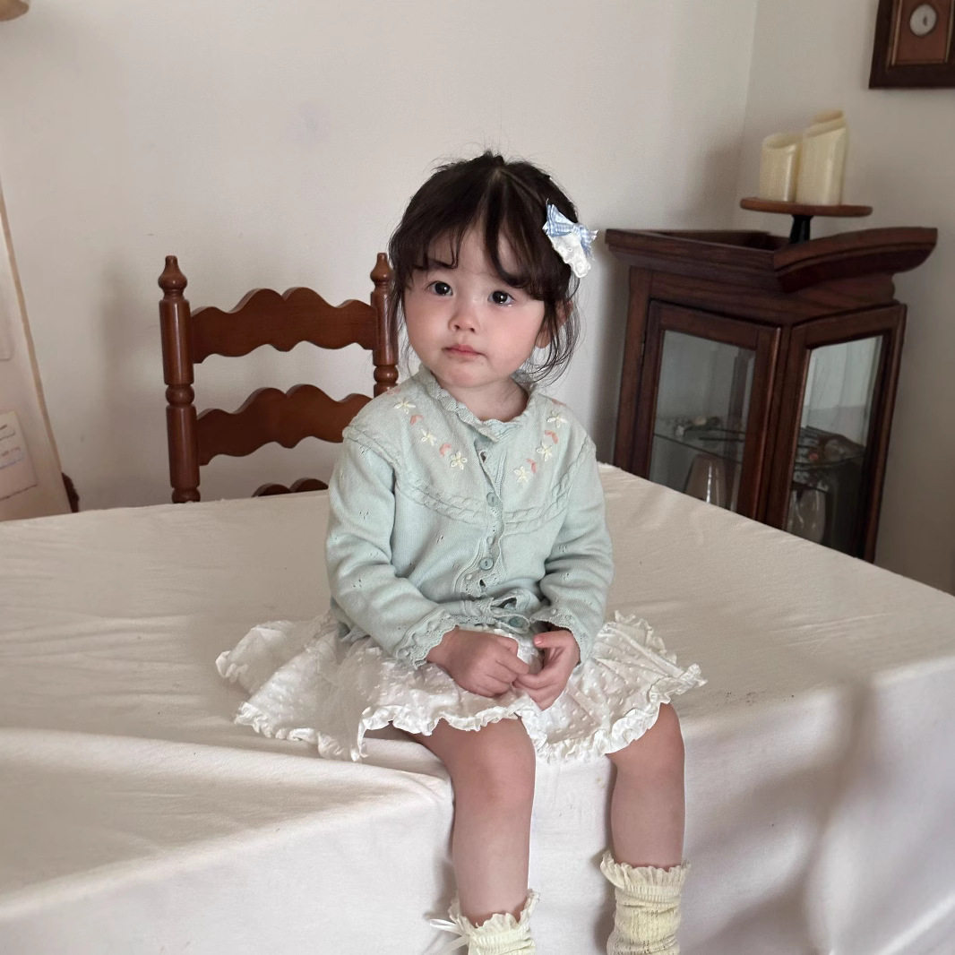 Cutemily春ins女婴童手工绣花开衫毛衣女宝宝薄款圆领长袖针织衫