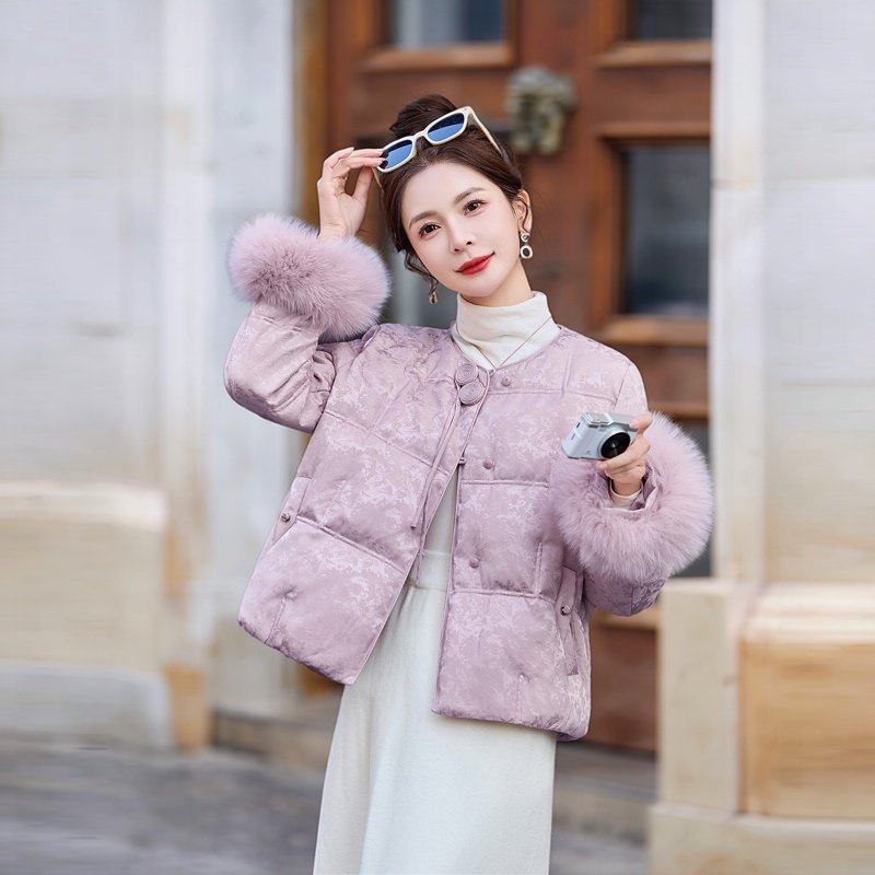 新中式90白鸭绒红色保暖羽绒服女冬季拼接狐狸毛短款国风女装外套,女装/女士精品,羽绒服,淘宝优惠券,粉丝福利购,淘宝优惠卷