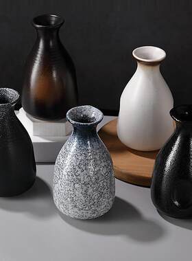 日式陶瓷清酒酒具套装温酒器烫酒壶分酒器清酒烈酒酒杯喝酒杯子