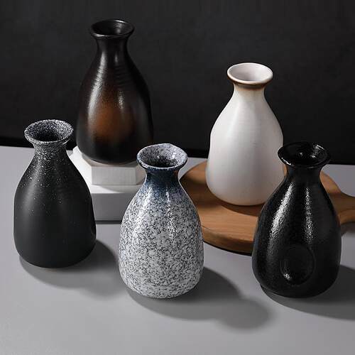 日式陶瓷清酒酒具套装温酒器烫酒壶分酒器清酒烈酒酒杯喝酒杯子