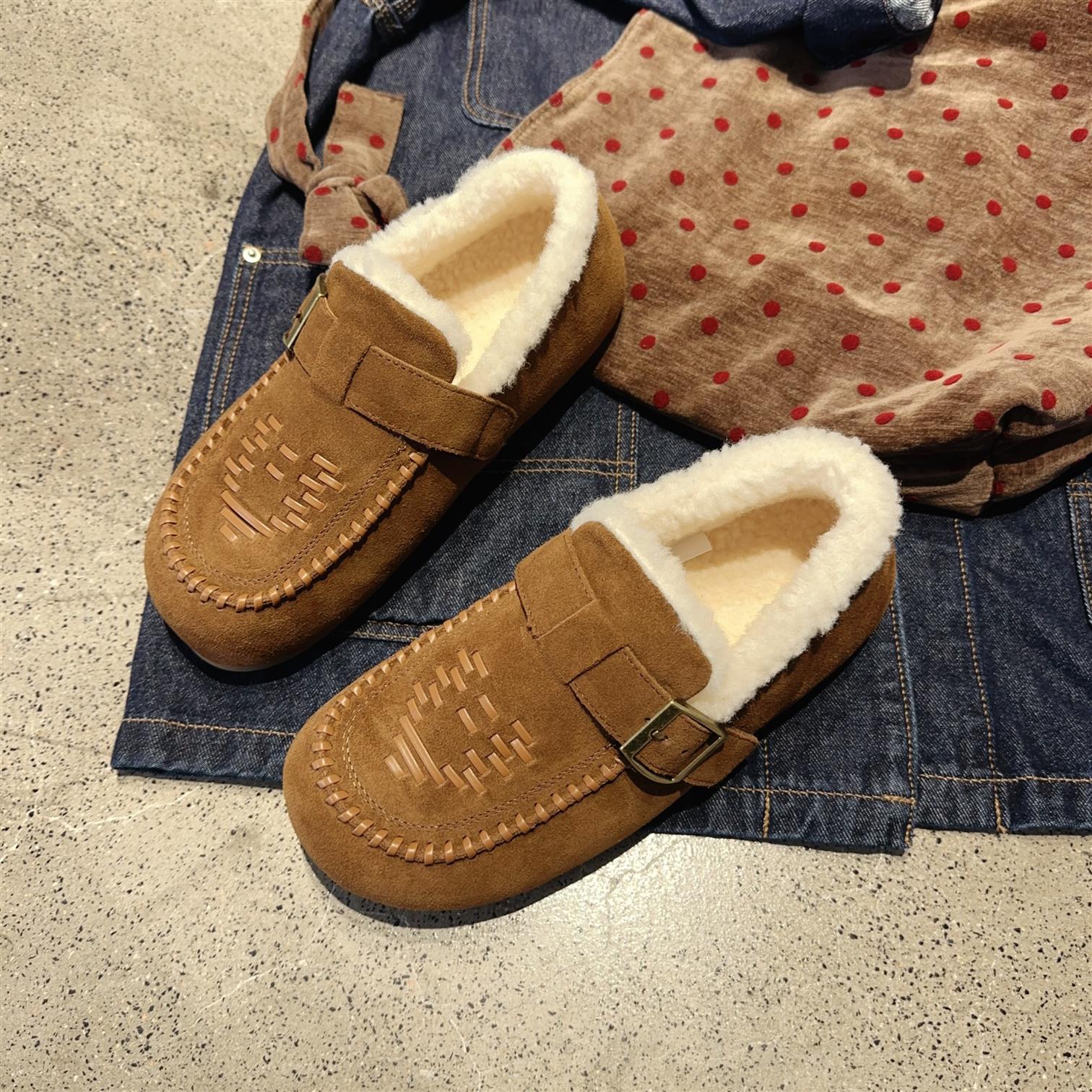 真皮软底加绒加厚毛毛鞋女2025冬季新款百搭羊羔毛保暖棉鞋豆豆鞋