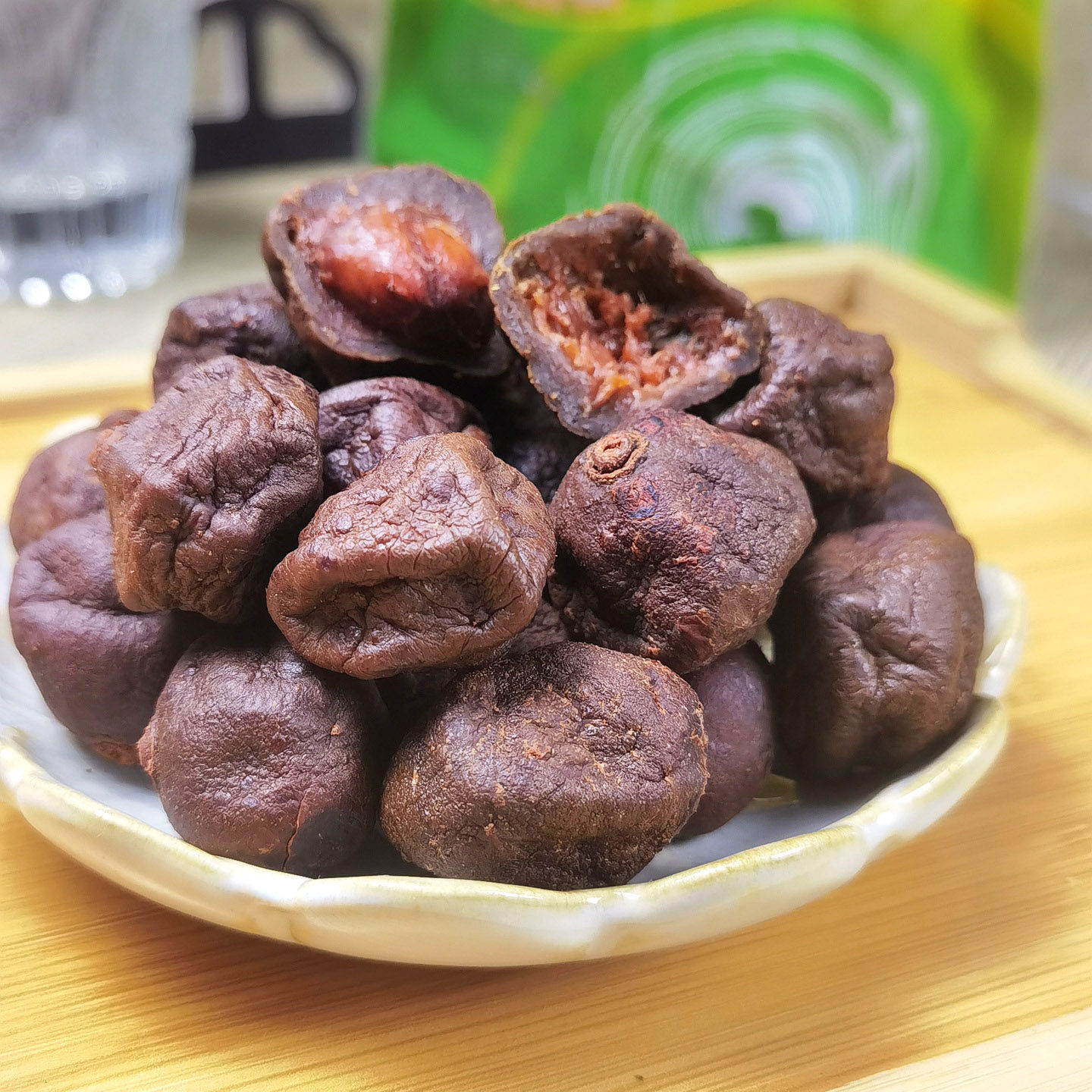 优好岛甘草仁面干九制仁偭仁稔人面子银链果干广东新兴凉果干零食