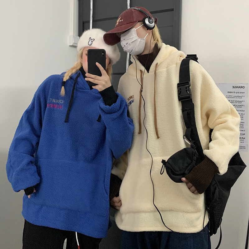 Real shot of new cashmere thickened lambs wool cover loose hooded fake two Korean version of sweater clothes