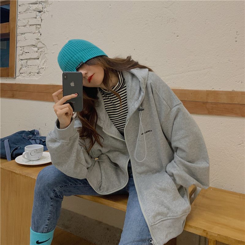 Real shot new embroidered sweater women Plush thickened loose Korean zipper cardigan coat