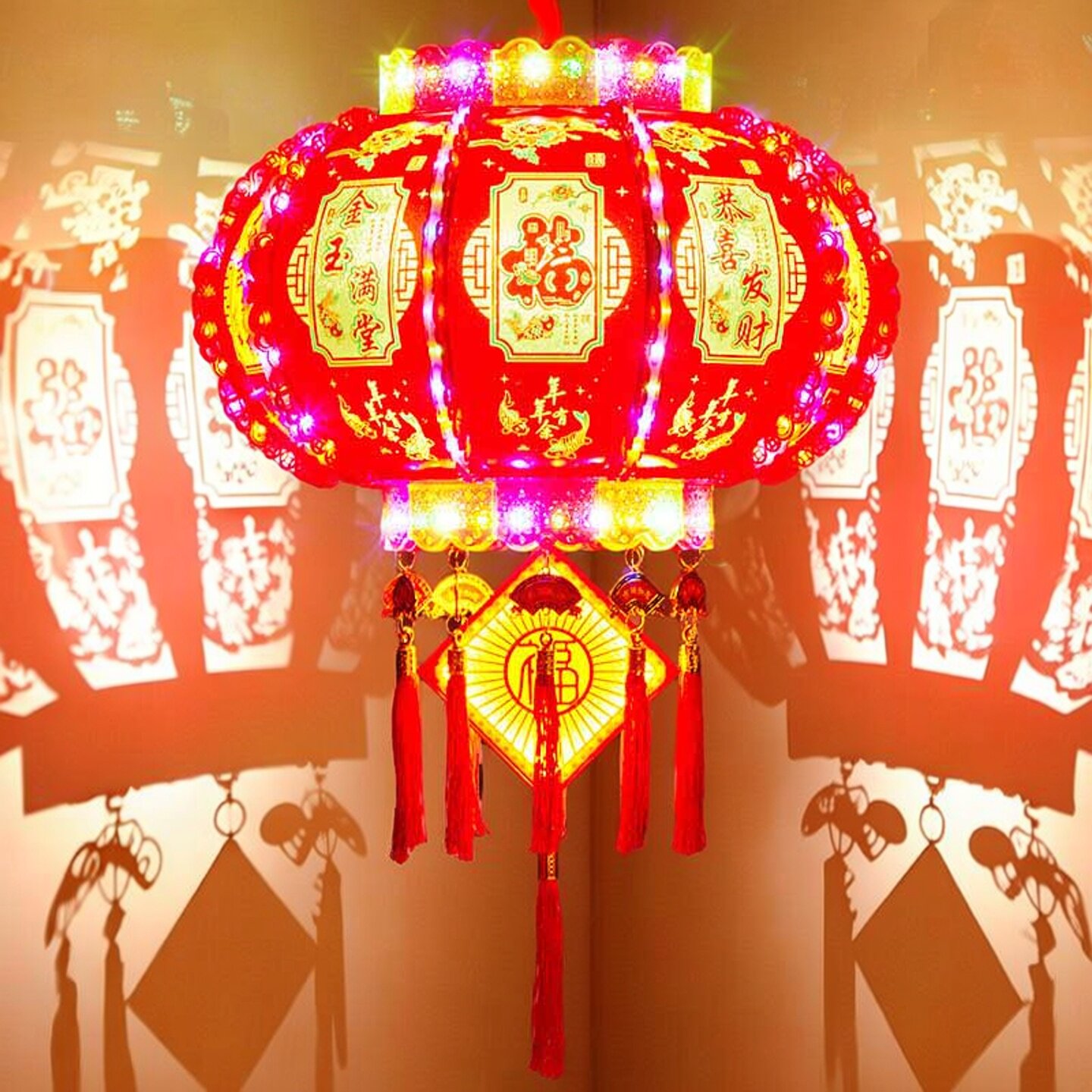 2026新款旋转灯笼挂件七彩led走马灯 阳台大门口宫灯挂饰新年装饰
