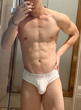 2条男生纯棉内裤舒适透气三角裤青年u凸囊袋低腰性感白色短裤衩