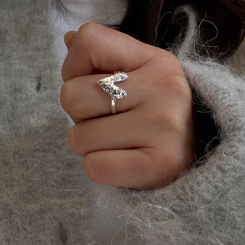 s925纯理爱心戒指女不规则纹理简约轻奢高级感桃心形推拉指环戒子