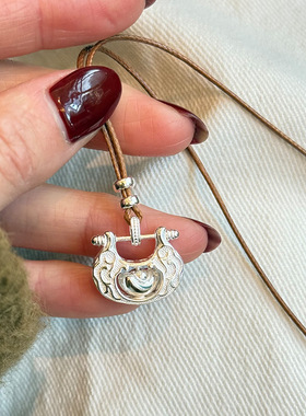 通体S925纯银平安锁元宝棕绳项链女简约新中式国风设计长款毛衣链