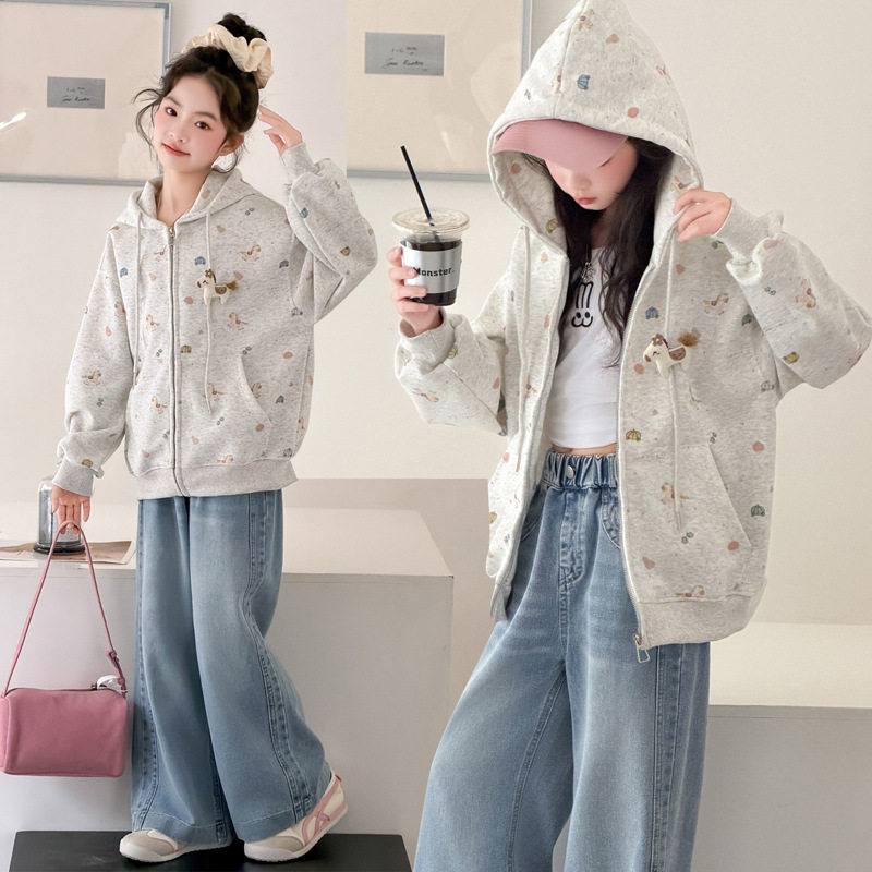 女童春装外套连帽2026新款女孩大童超好看拉链卫衣儿童春季棒球服