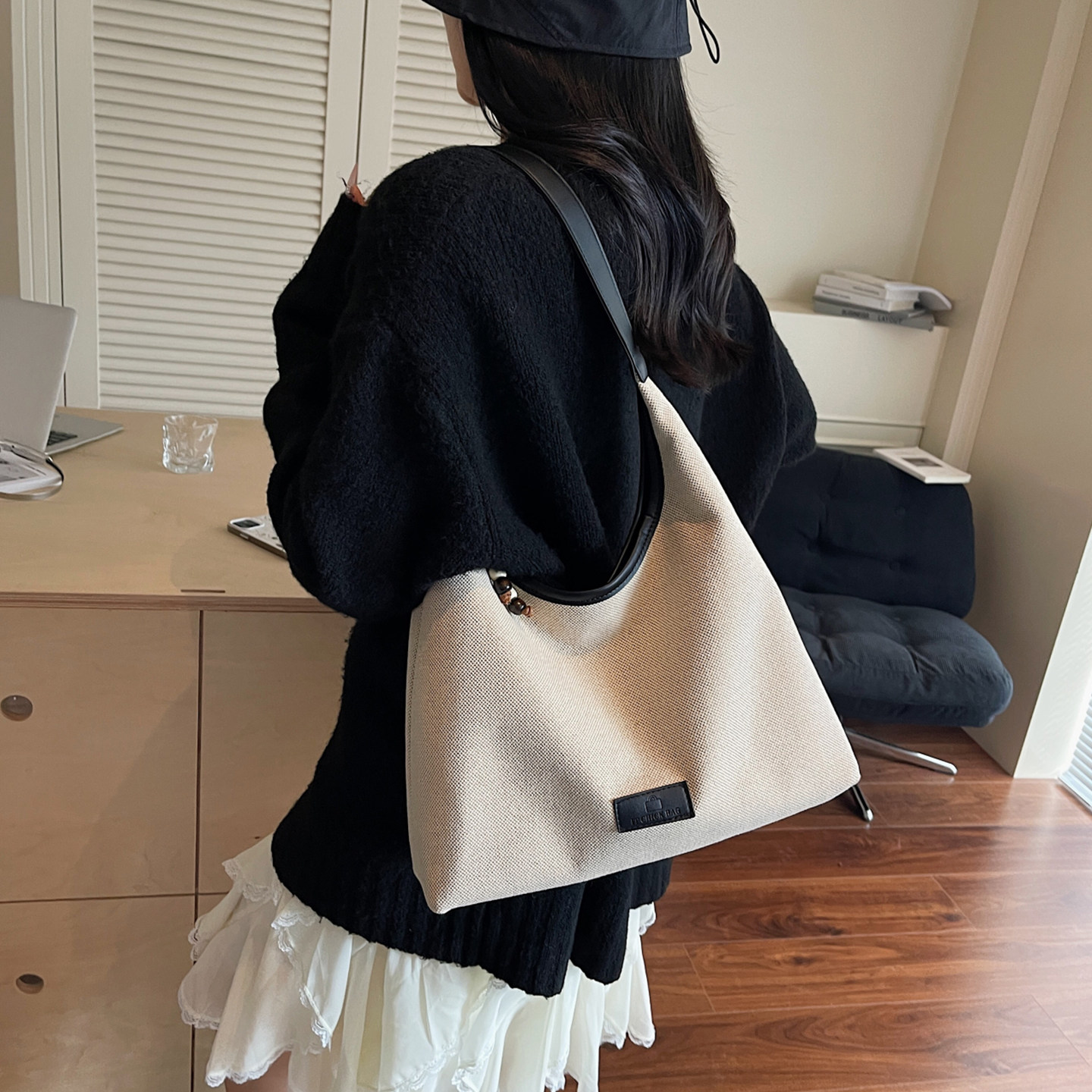 日系简约帆布包包女2025早秋新款女式单肩包购物袋百搭质感托特包,箱包皮具/热销女包/男包,通用款女包,淘宝优惠券,粉丝福利购,淘宝优惠卷