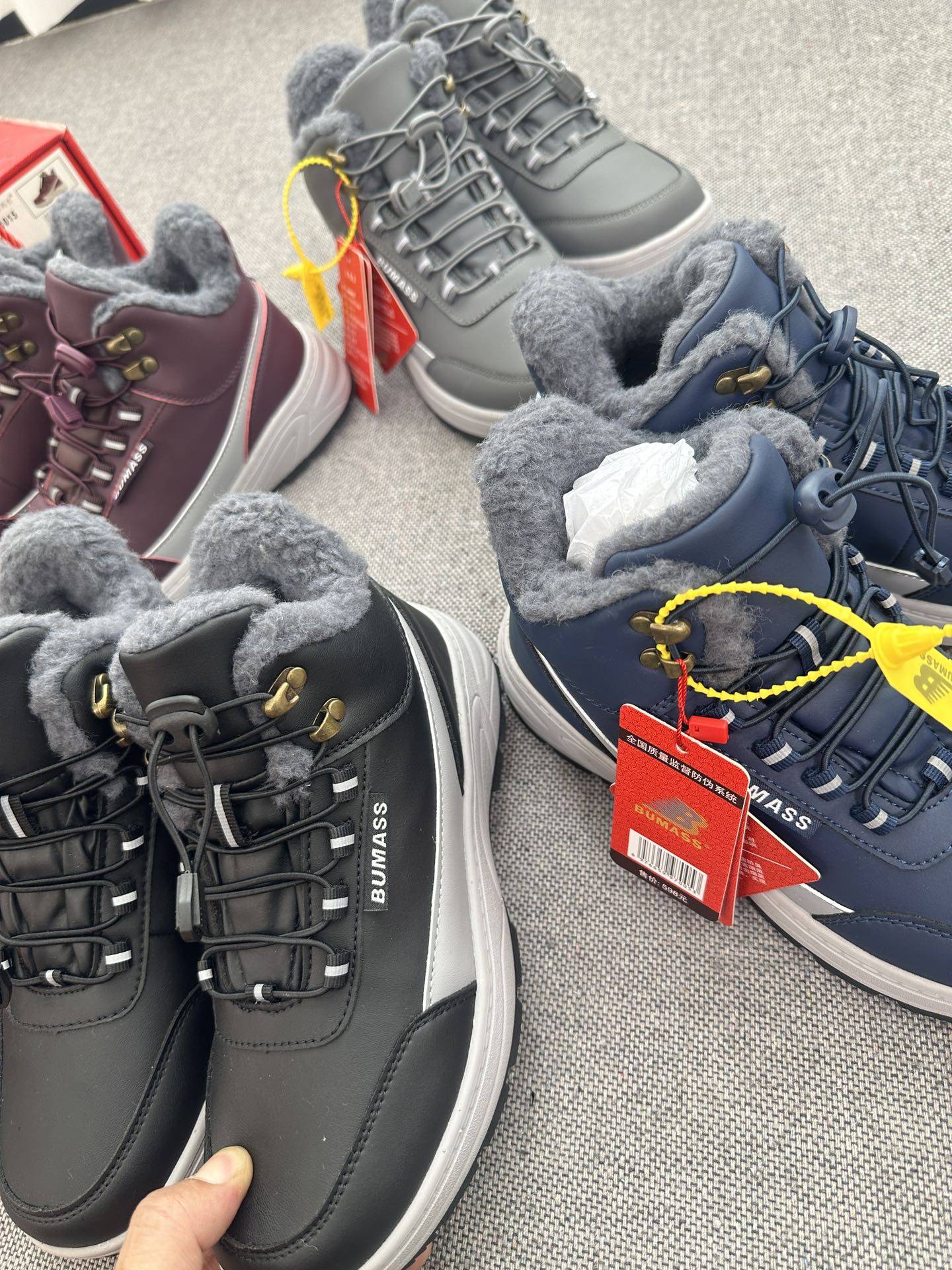 品牌漏老人鞋男女冬季妈妈棉鞋爸爸鞋加绒加厚保暖老年防水防滑女,流行男鞋,时尚雪地靴,淘宝优惠券,粉丝福利购,淘宝优惠卷