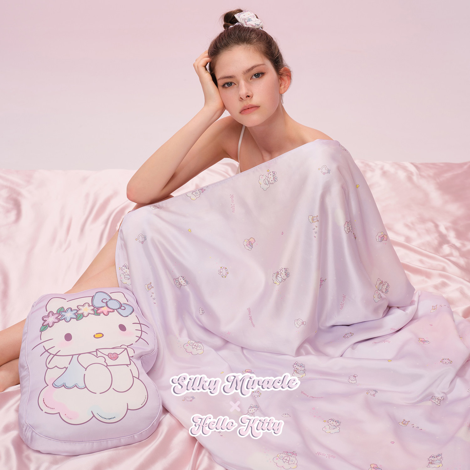 SILKY MIRACLE真丝抱枕HelloKitty盖毯被家居午睡多用靠枕垫礼盒