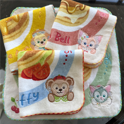 出口日本原单达菲熊卡通可爱纯棉柔软全棉舒适吸水可爱精美小方巾