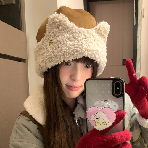麂皮绒可爱猫耳朵毛绒雷锋帽女冬