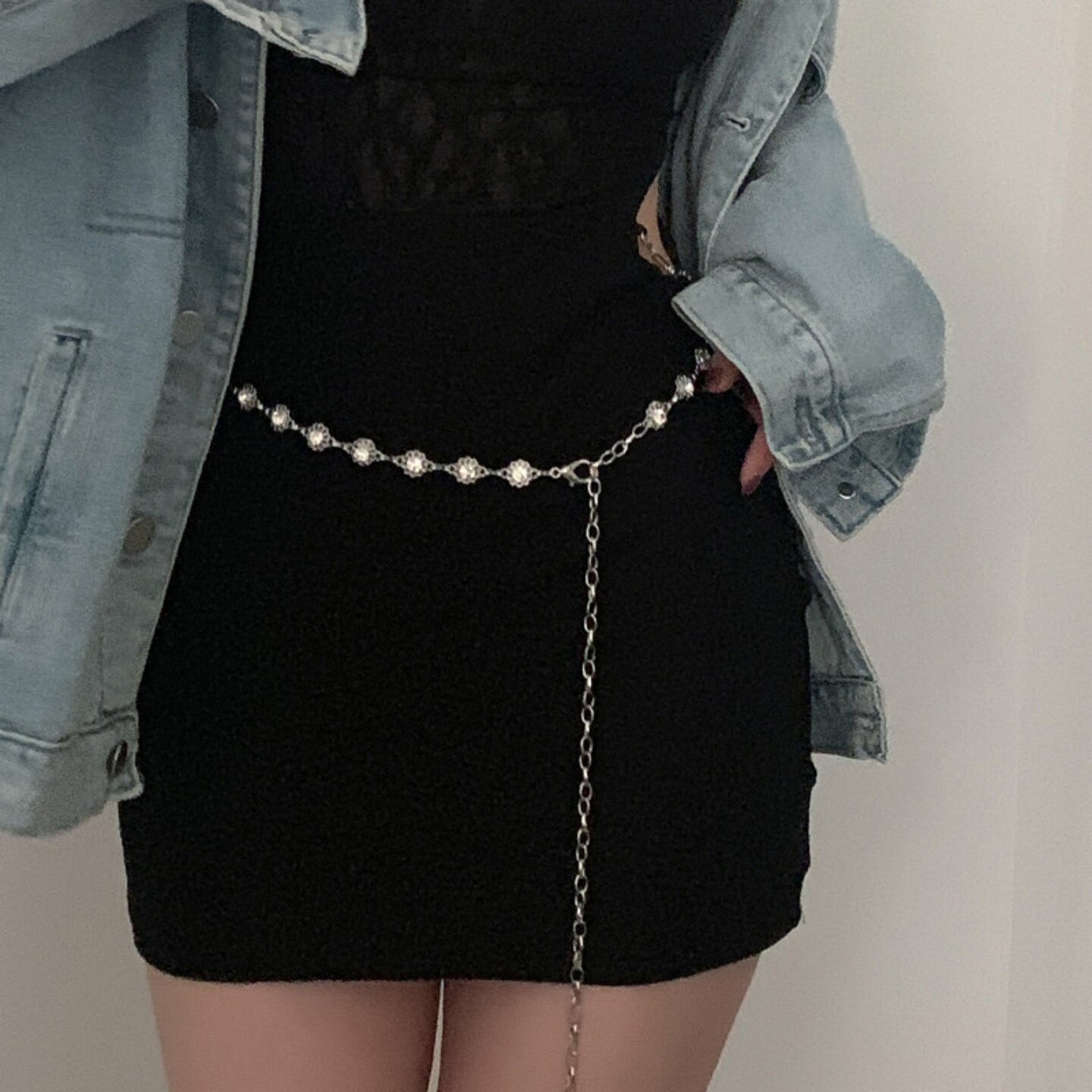 2022新款金属腰链女辣妹图片