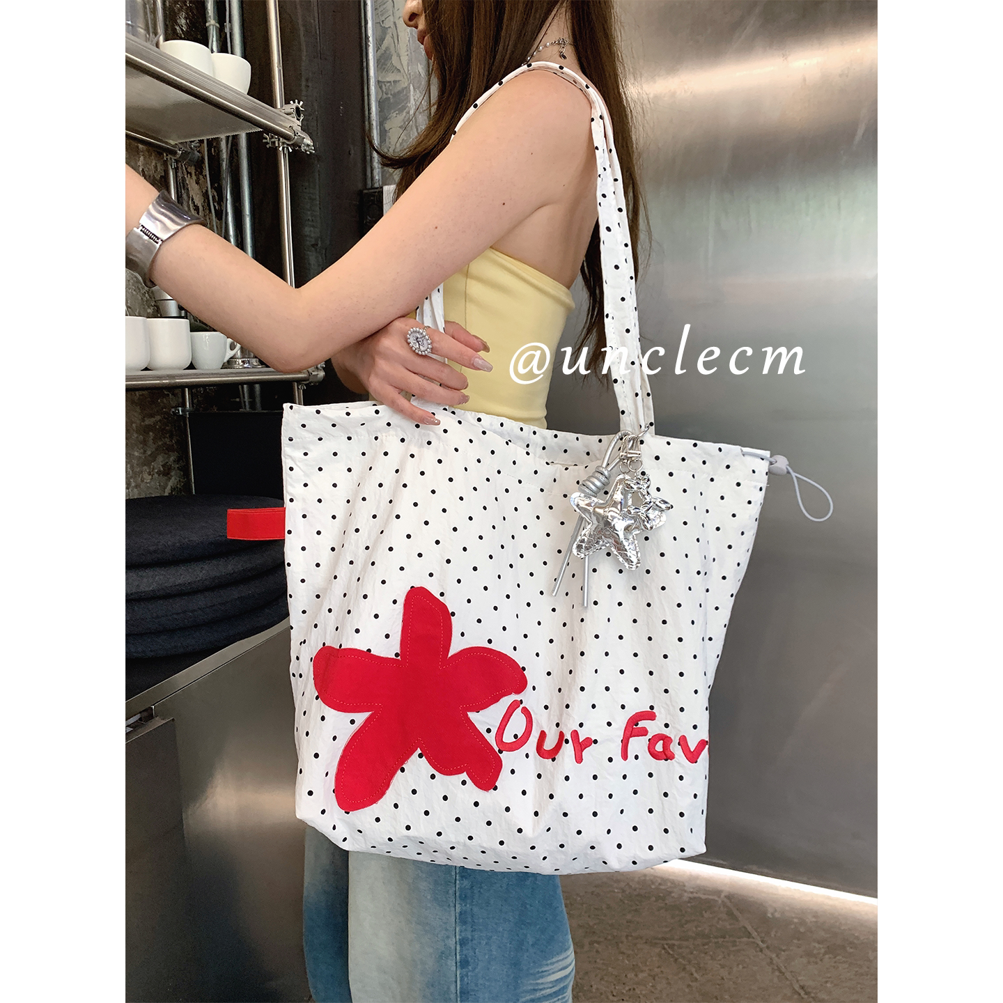 韩系高级感波点花朵单肩包女图片