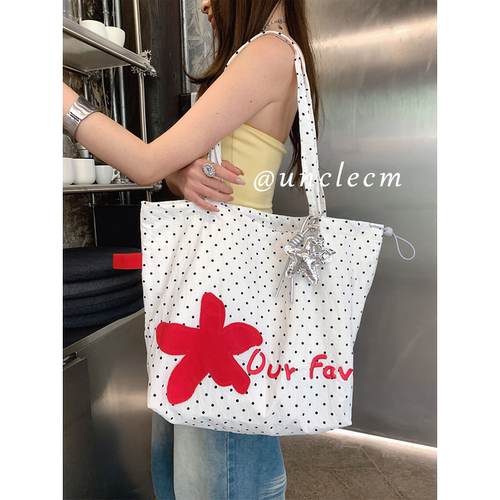 韩系高级感波点花朵单肩包女