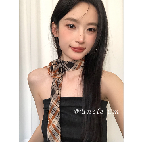 复古格纹玫瑰花朵丝巾女高级感