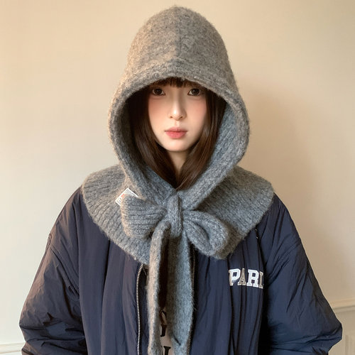 含羊毛灰色针织巴拉克拉法帽女