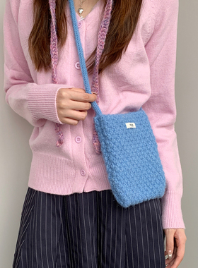 手工钩织斜挎小方包女韩系百搭便捷手机包秋冬季糖果色毛线手提包