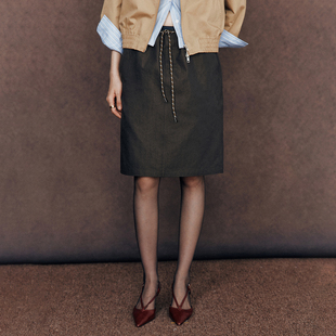 【大梨子币入】收胯显瘦 通勤休闲松紧腰抽绳直筒微包臀半身裙