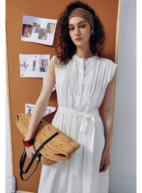 现货【行走的空调】1OO%苎麻 重工压褶亨利领无袖系带收腰连衣裙