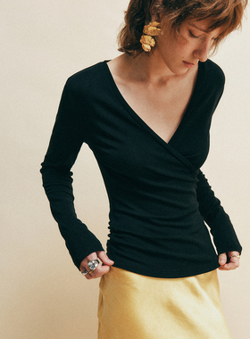 【巨显瘦】招牌天丝羊毛 交叠式V领捏褶收腰长袖针织打底衫上衣女