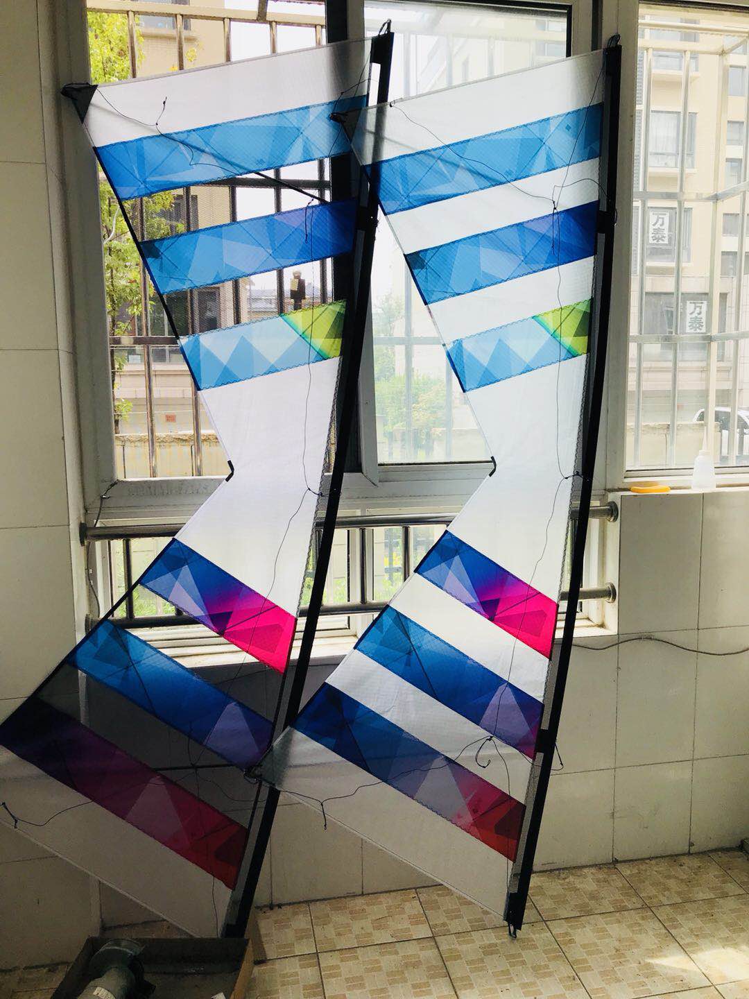 揽月高端印刷四线风筝进口ICAREX P31四线眼镜风筝新款-斑马